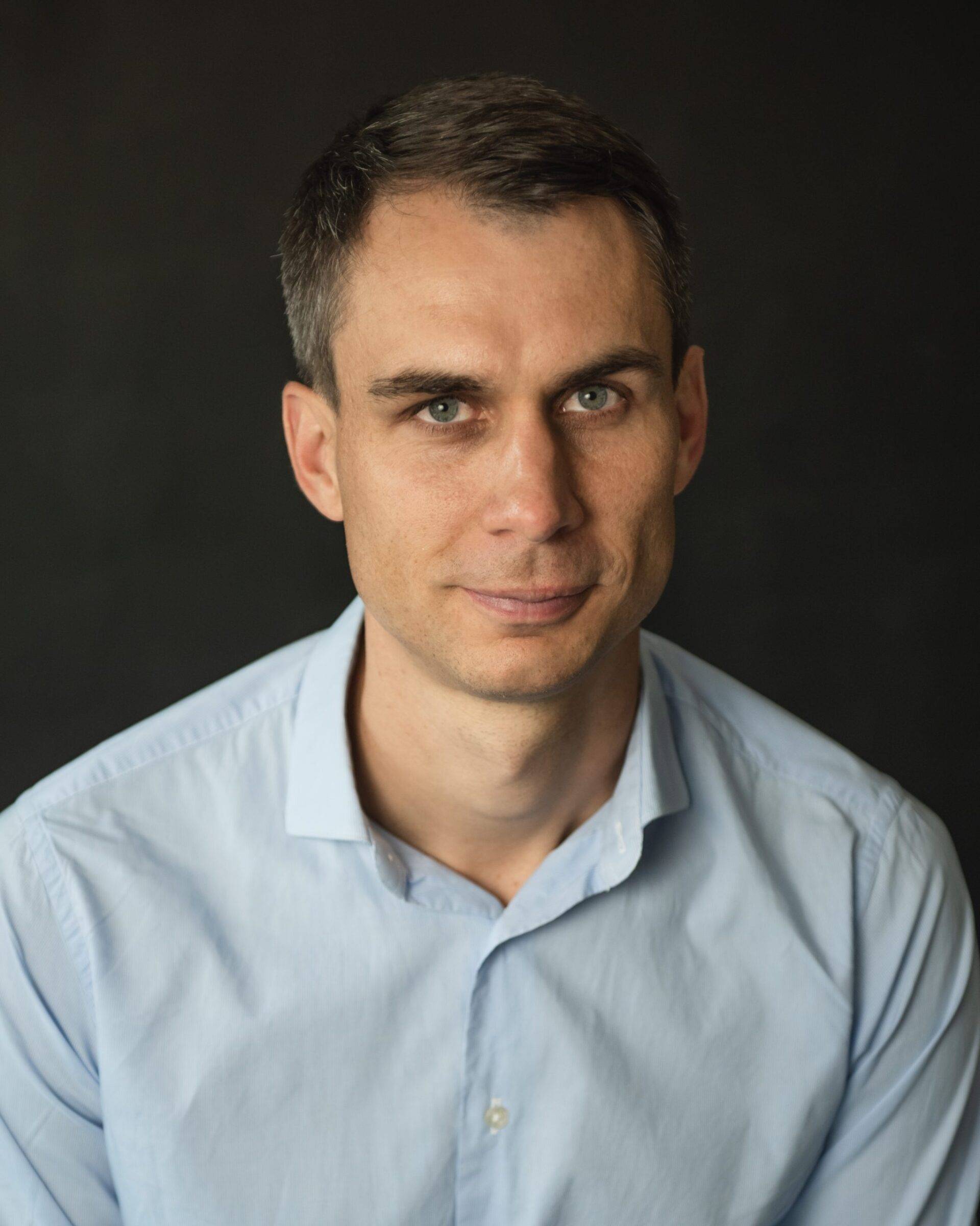 szaboerikhu-kapcsolat